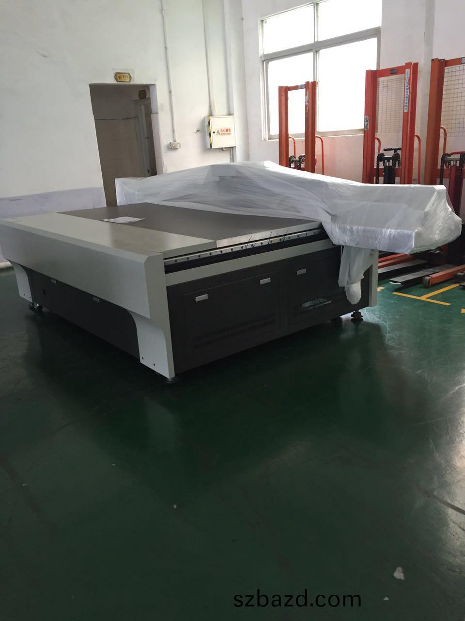 萬(wan)能平(ping)闆打(da)印機(ji)YD-F2513R4-35