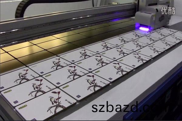越達綵印製作鐵質禮盒(he)樣品打樣全過程