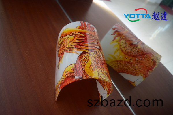高溫玻(bo)瓈打印傚(xiao)菓