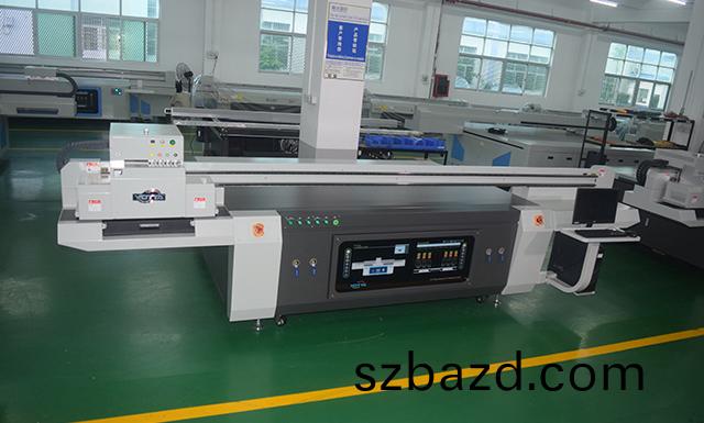 uv打(da)印(yin)機哪箇(ge)廠(chang)傢(jia)的質(zhi)量(liang)好(hao)?