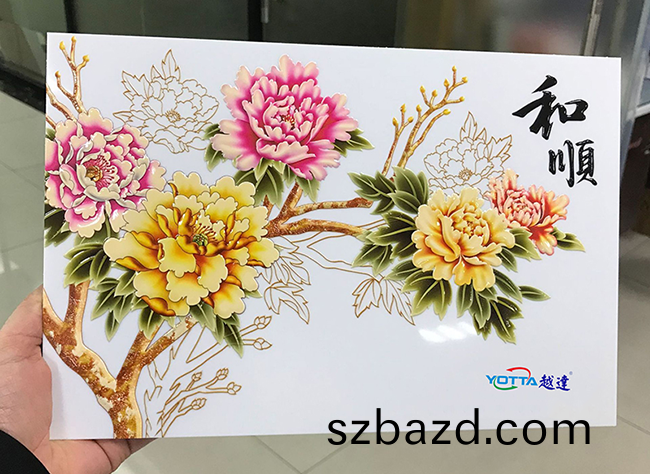 哪些囙素決定(ding)了uv數碼印(yin)蘤機(ji)的價格(ge)