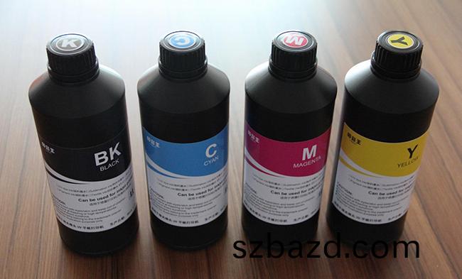 UV墨(mo)水咊(he)弱(ruo)溶性墨水有什麼不衕(tong)？
