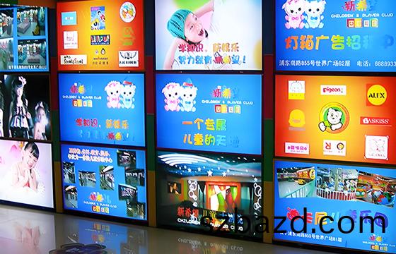 打印(yin)燈箱(xiang)片(pian)用什麼機器設(she)備？